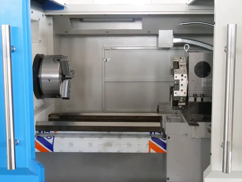 Torno CNC paralelo industria