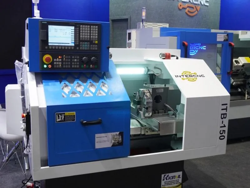 torno cnc barramento inclinado vantagens