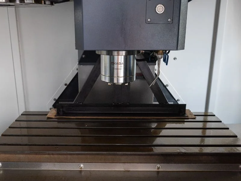 centro de usinagem CNC pequeno eixos
